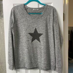 Star Logo Light Weight Fleece-like Long sleeve sweatshirt